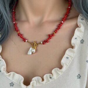 Red Lava. Red gravel Beaded choker with drop pearl pendant.